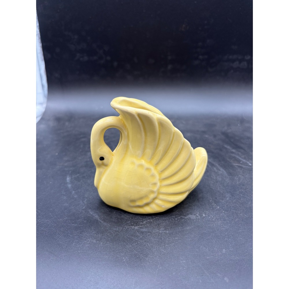 Vintage Yellow Ceramic Swan Planter Vase Mid Century Scalloped Wing Decor‎